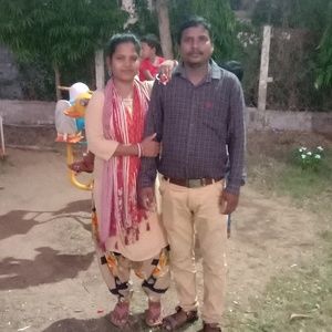 Meet your Posher, Santi munda